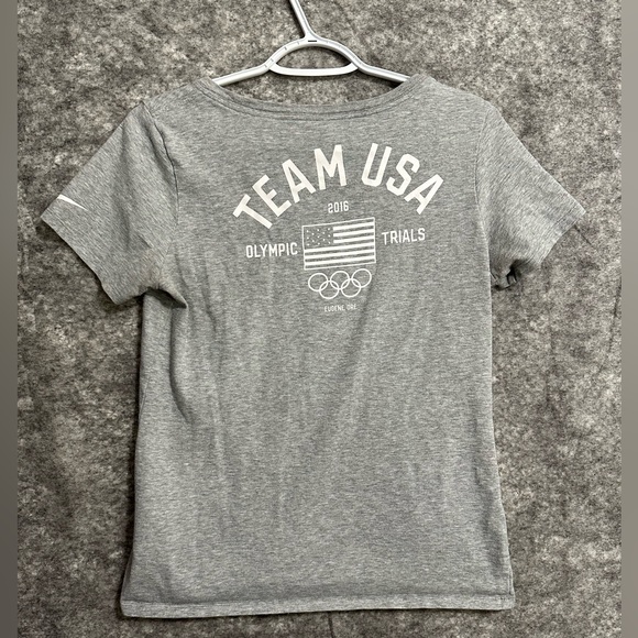 Nike Womens Shirt Olympic Trials 2016 Medium Gray Oregon Athletic Casual Dri Fit - Picture 1 of 13